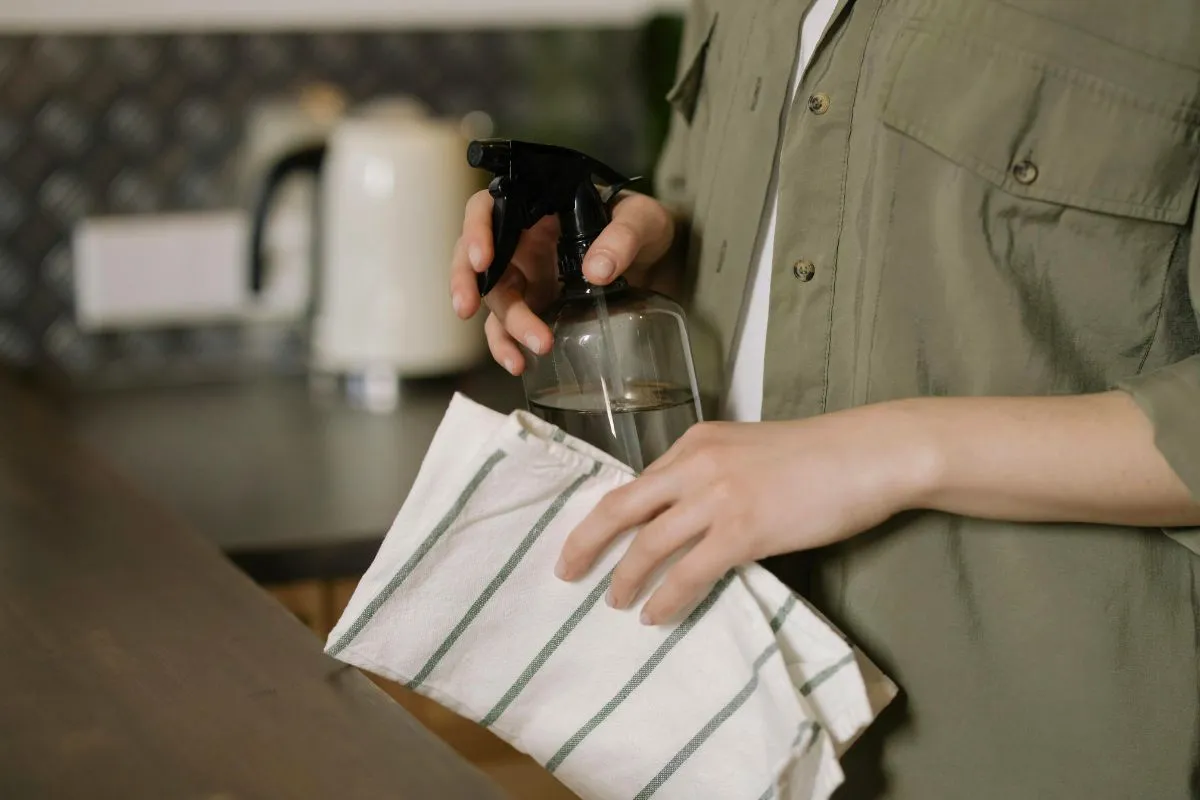 Największe błędy przy sprzątaniu przed świętami - Zdjęcie