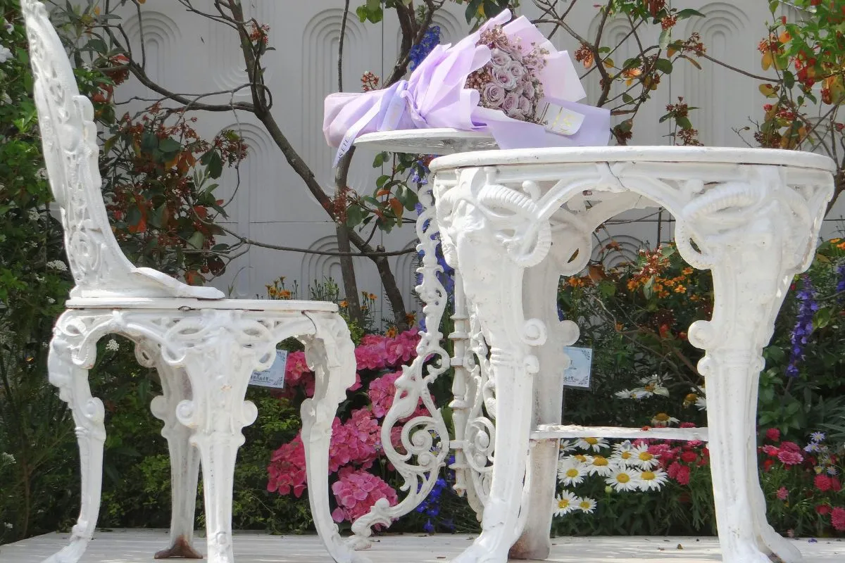 Najpiękniejsze ozdoby do ogrodu z rzeczy, które masz w domu - Miniatura